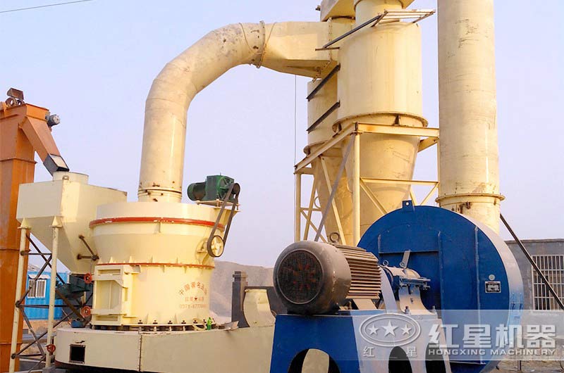 石灰石磨粉機(jī)加工現(xiàn)場